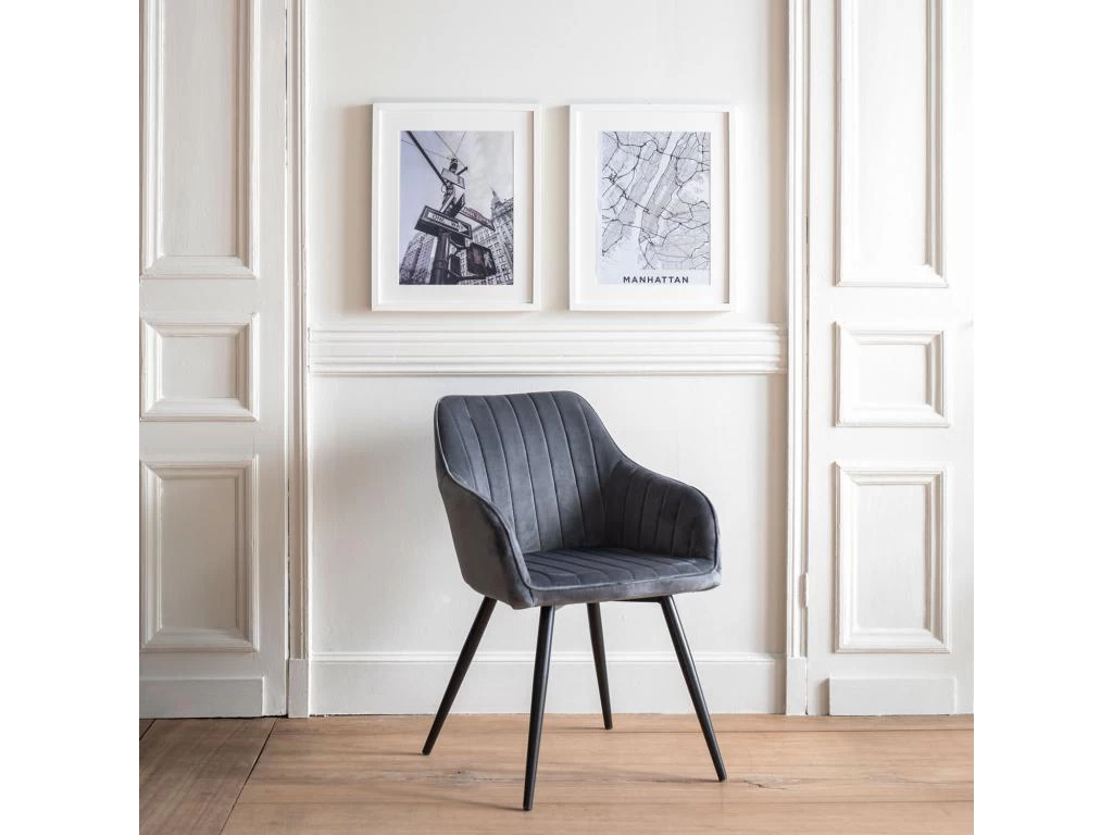 Chaise En Velours BERTILLE Grise - HAPPY GARDEN 3 Chaise En Velours BERTILLE Grise - HAPPY GARDEN
